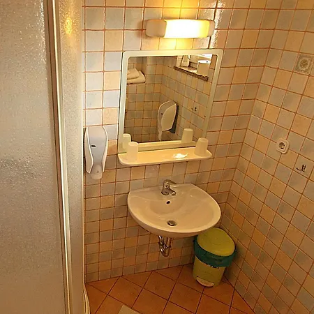 Gæstehus Guest For 2 In Poreč